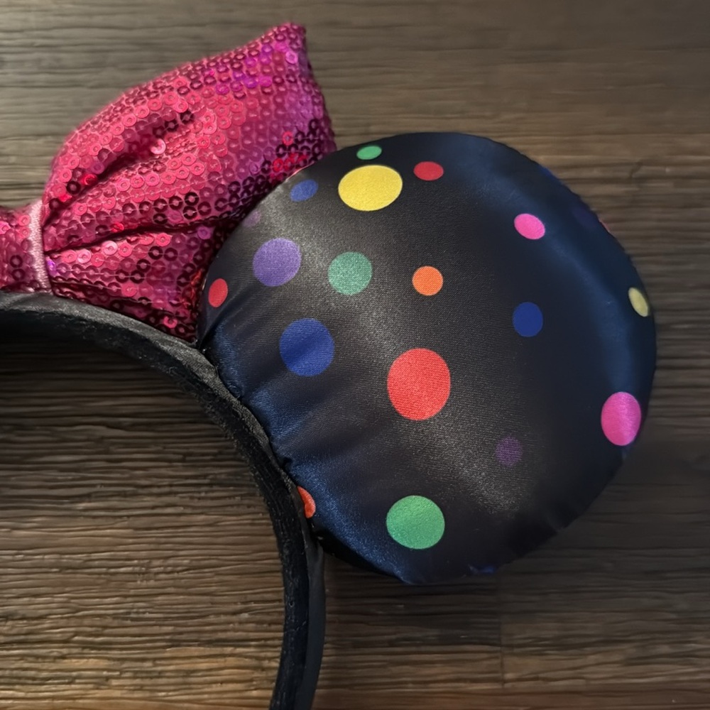 Disney Rock the Dots Black Ear Headband with Multi Polka Dots & Pink Sequin Bow - Picture 8 of 10